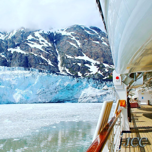 #アラスカ #グレーシャーベイ #ランプルー氷河 #クルーズ #ホーランドアメリカ #船旅 #alaska #glacierbay #lamplughglacier #hollandamerica #cruise #i2w #cruiselife #cruiseaddict #instacruise #travel