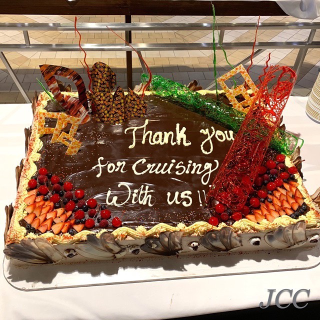 #クアンタムオブザシーズ #ロイヤルカリビアン #クルーズ最終日 #乗船中 #ケーキ #旅行 #quantumoftheseas #royalcaribbean #onboard #lastday #cake #cruiselife #i2w #cruisetravel #cruiseaddict #travel #instacake