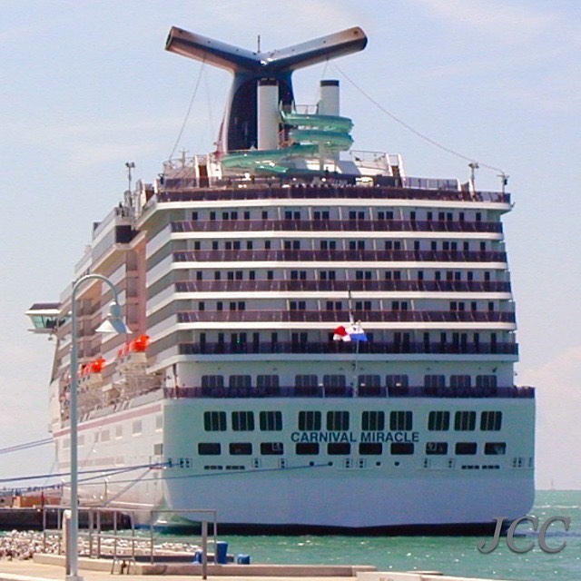 #カーニバルミラクル #カーニバルクルーズ #客船 #旅行 #carnivalmiracle #carnivalcruise #cruiseship #i2w #cruiseaddict #jcc #instacruise #cruisefan #lovecruiseships #cruiselover #travel #cruisefever #?